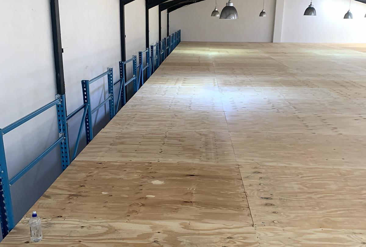 MR TEKKIE GEORGE MEZZANINE FLOOR(1)~1